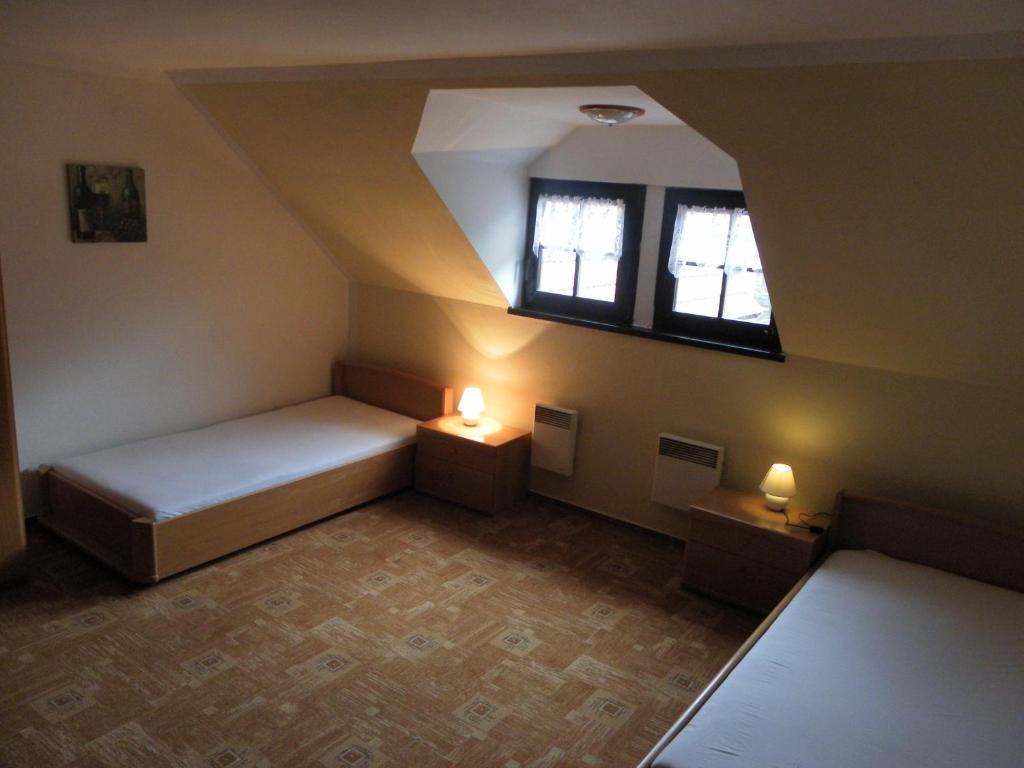 U Kralovny Dagmar Hotel Karlstejn Room photo
